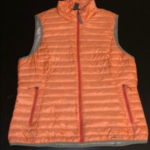 NWOT Eddie Bauer vest